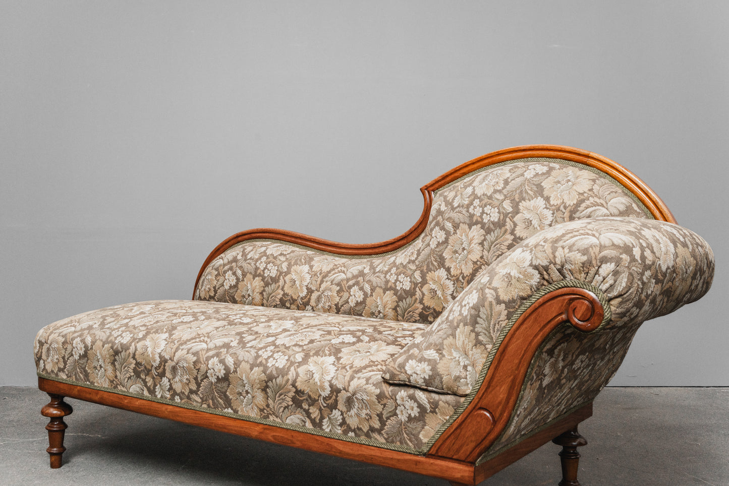 Wunderschöne Louis Philippe Chaiselongue