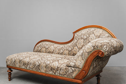Wunderschöne Louis Philippe Chaiselongue