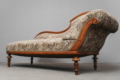 Wunderschöne Louis Philippe Chaiselongue