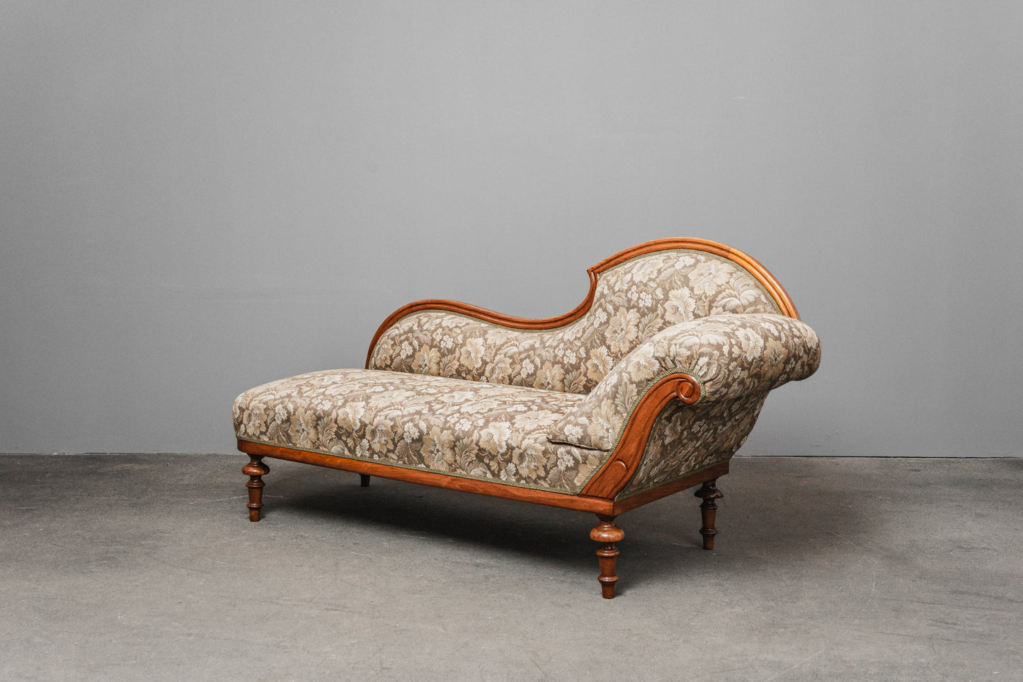 Wunderschöne Louis Philippe Chaiselongue