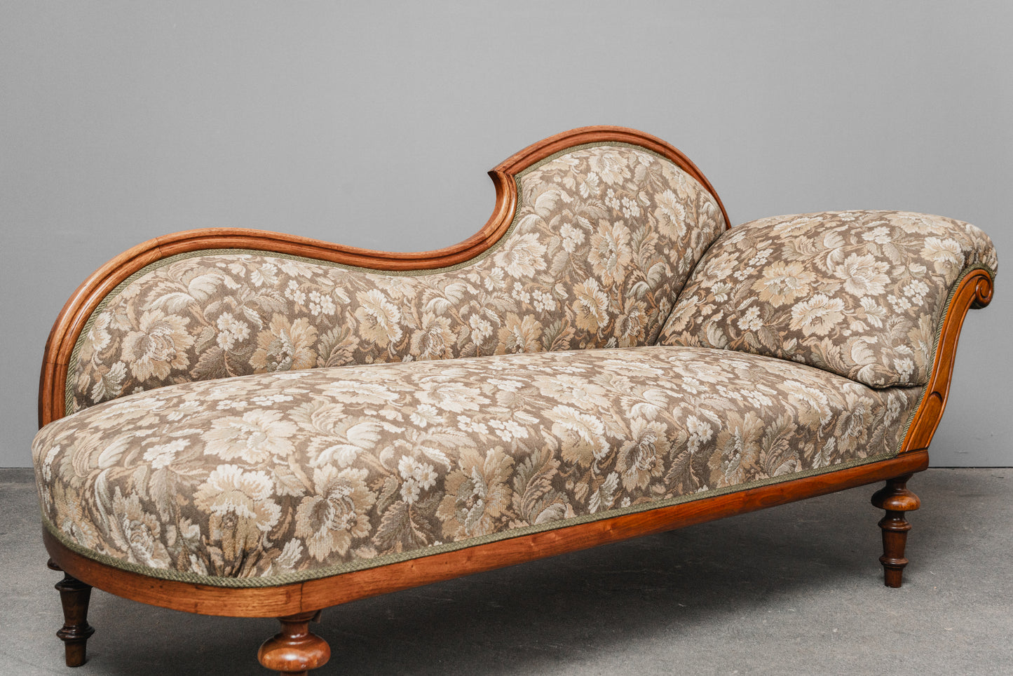 Wunderschöne Louis Philippe Chaiselongue