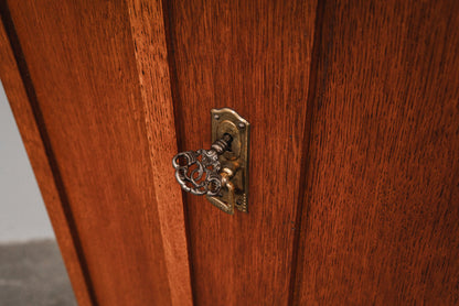 Seltener Jugendstil Schrank
