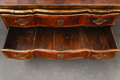 Wunderschöner Schrägklappensekretär im Barock Stil
