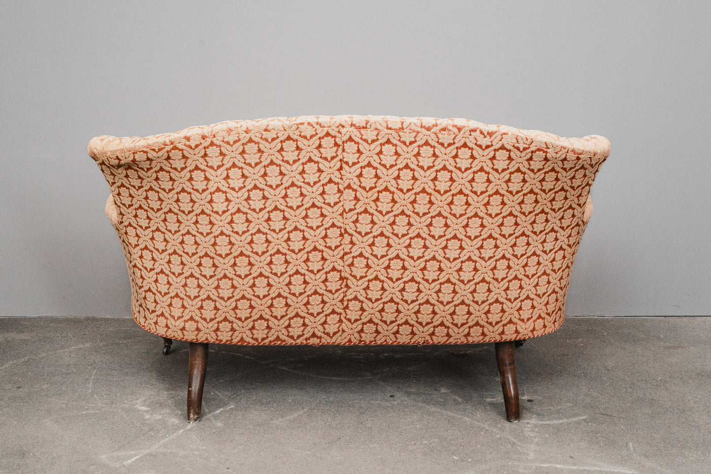 Elegantes Antikes Sofa