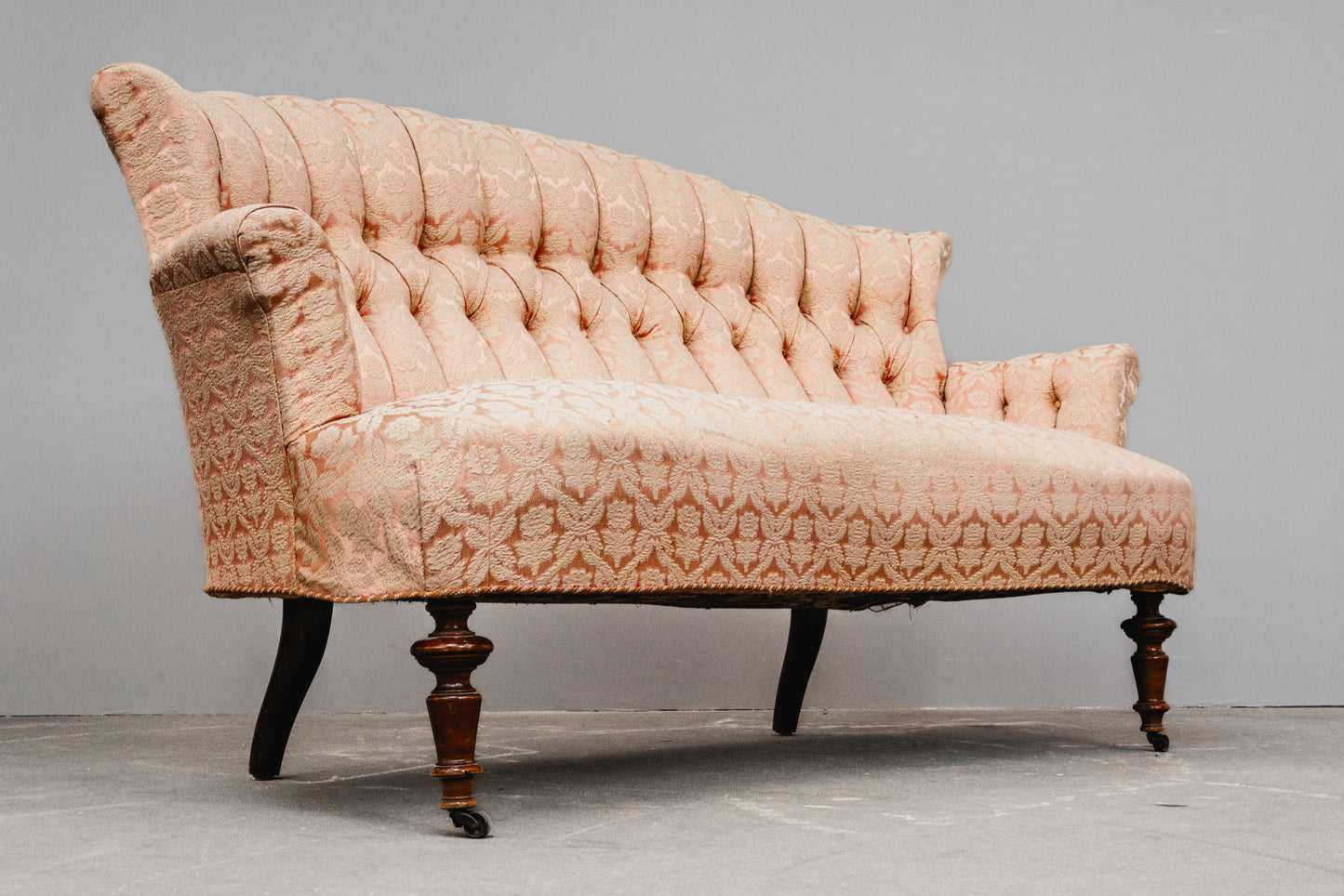 Elegantes Antikes Sofa