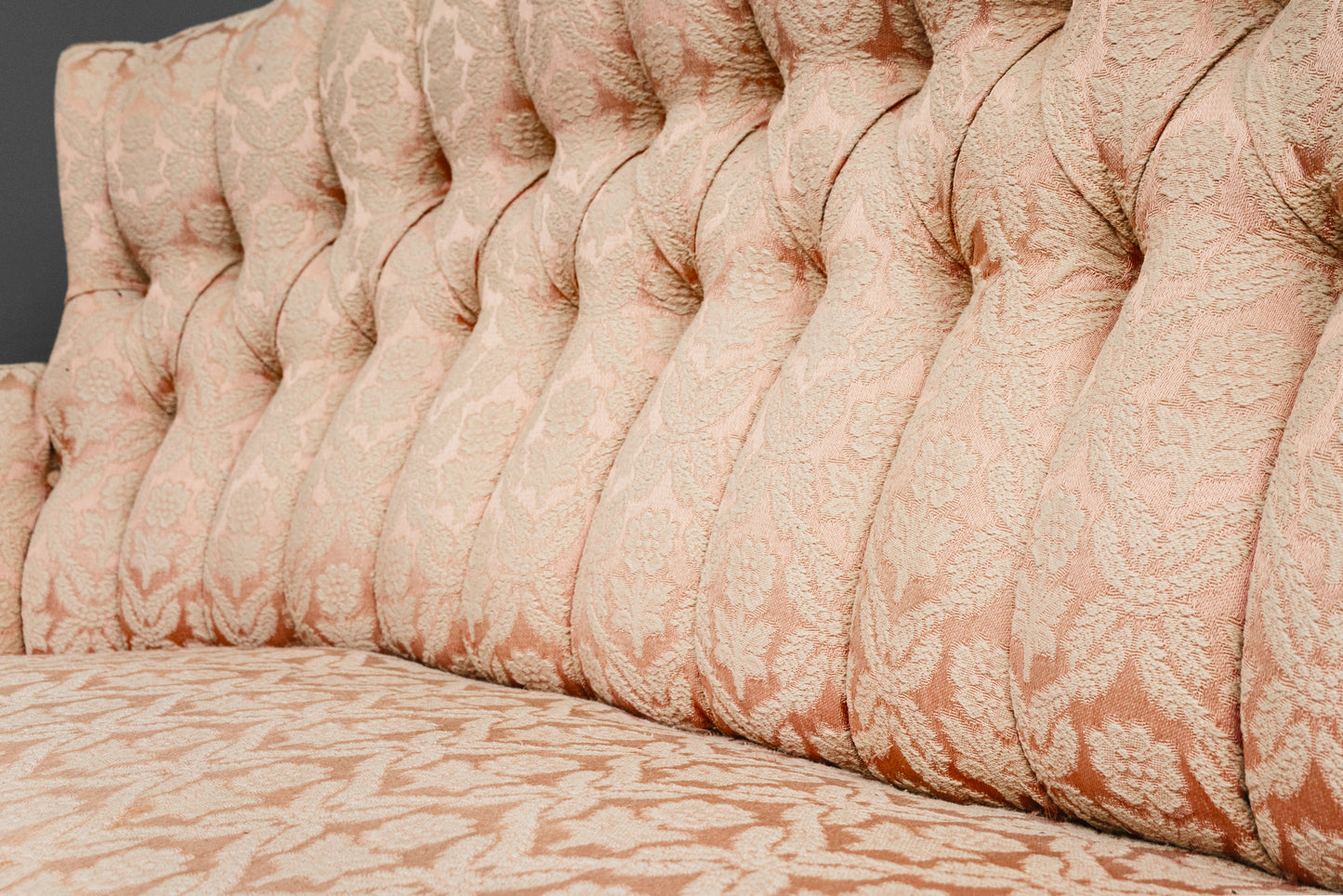 Elegantes Antikes Sofa