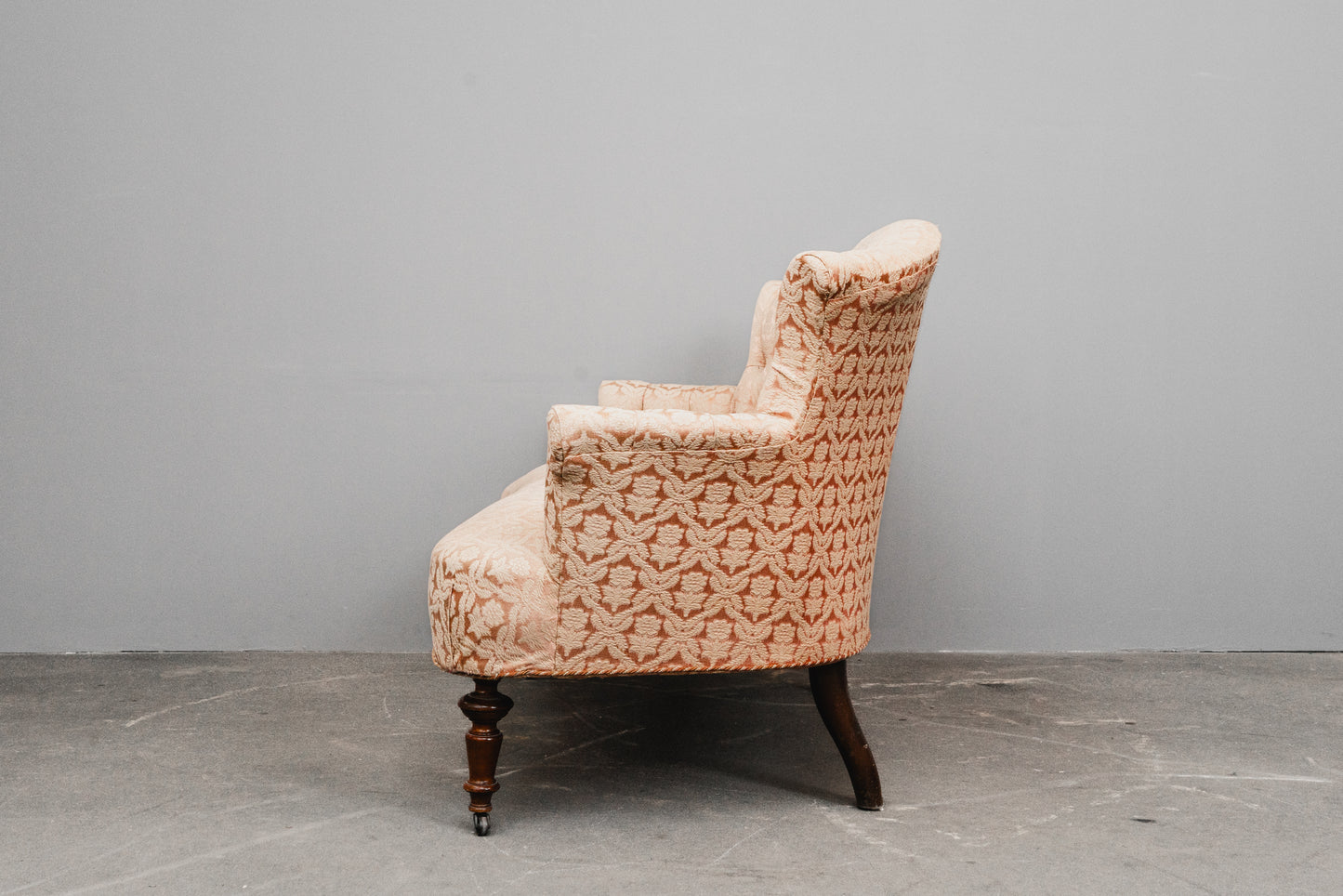Elegantes Antikes Sofa