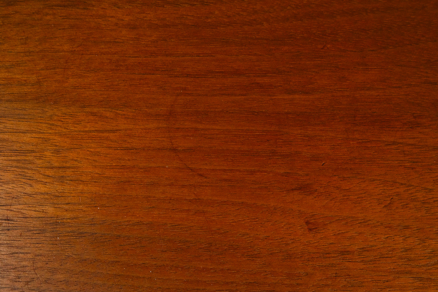 Stilvoller Mid-Century Bücherschrank