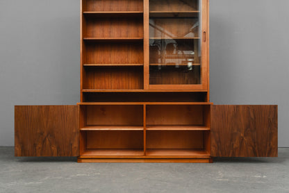 Zeitloser Mid-Century Bücherschrank