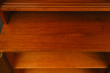 Zeitloser Mid-Century Bücherschrank