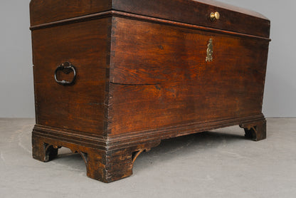 Wunderschöne Biedermeier Runddeckeltruhe