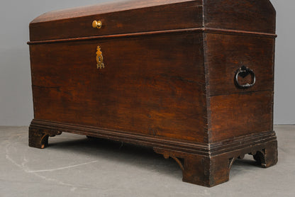 Wunderschöne Biedermeier Runddeckeltruhe