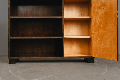 Schönes Bücherregal im Art Déco Stil
