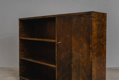 Schönes Bücherregal im Art Déco Stil