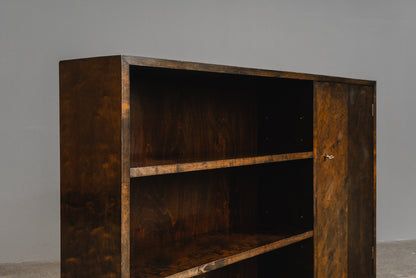 Schönes Bücherregal im Art Déco Stil