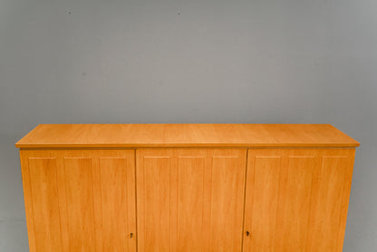 Stilvolles Mid-Century Sideboard