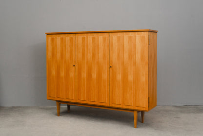 Stilvolles Mid-Century Sideboard