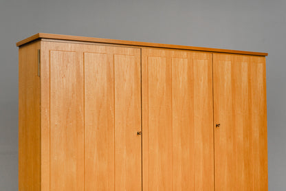 Stilvolles Mid-Century Sideboard