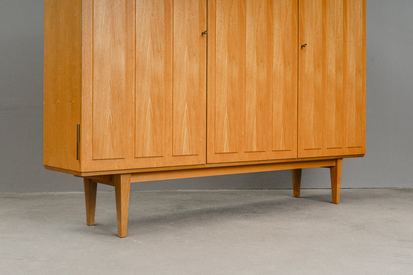 Stilvolles Mid-Century Sideboard