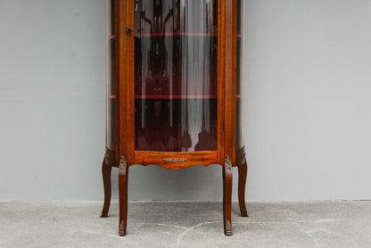 Elegante kleine Vitrine
