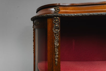 Elegante kleine Vitrine