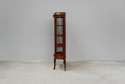 Elegante kleine Vitrine