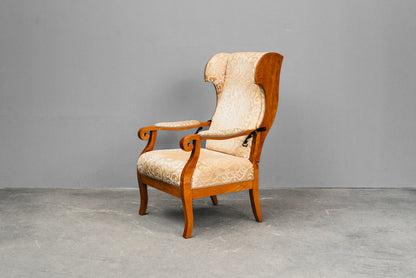 Bequemer Biedermeier Ohrensessel