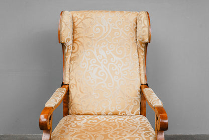 Bequemer Biedermeier Ohrensessel