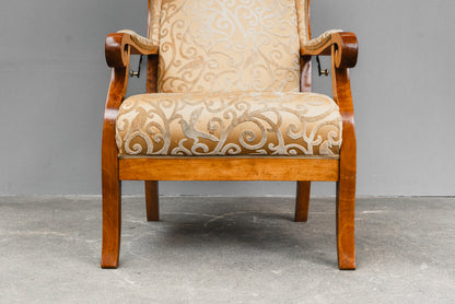 Bequemer Biedermeier Ohrensessel