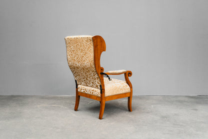 Bequemer Biedermeier Ohrensessel