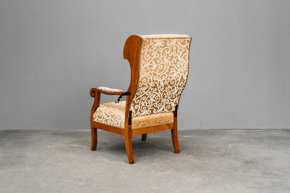 Bequemer Biedermeier Ohrensessel