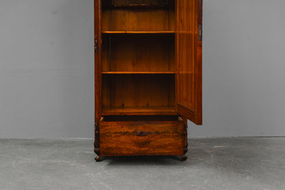 Elegantes Louis Philippe Vertiko