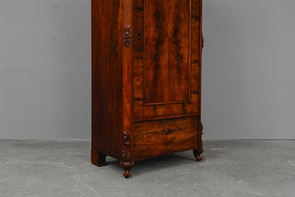 Elegantes Louis Philippe Vertiko