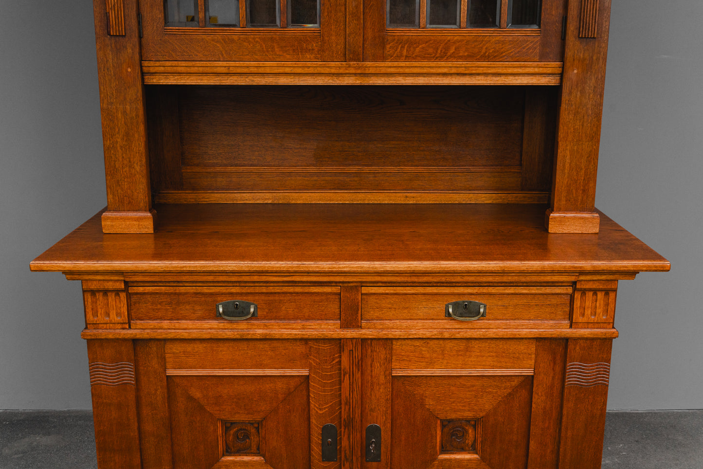 Beeindruckender Jugendstil Buffetschrank