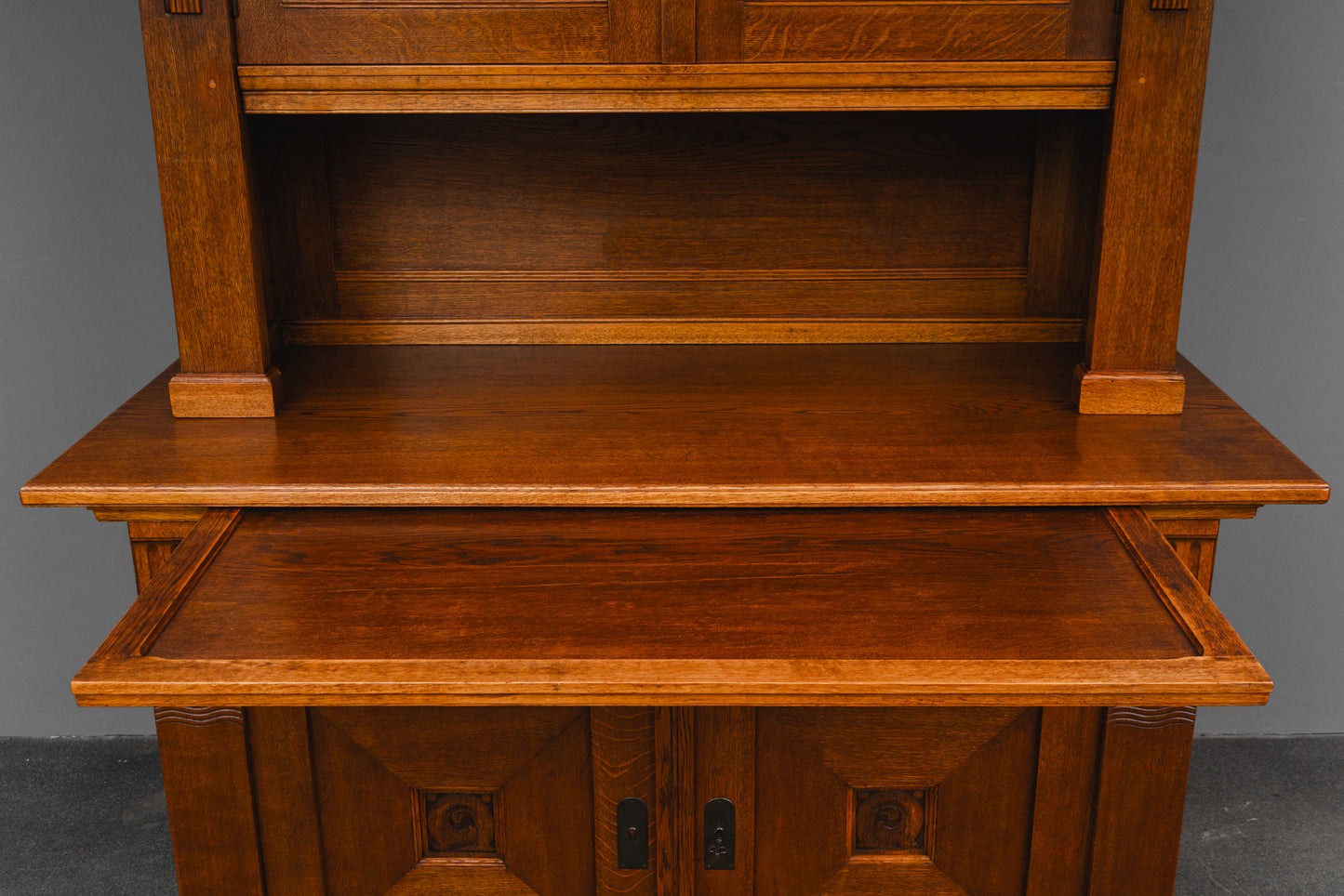 Beeindruckender Jugendstil Buffetschrank
