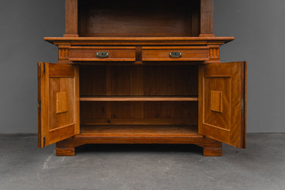 Beeindruckender Jugendstil Buffetschrank