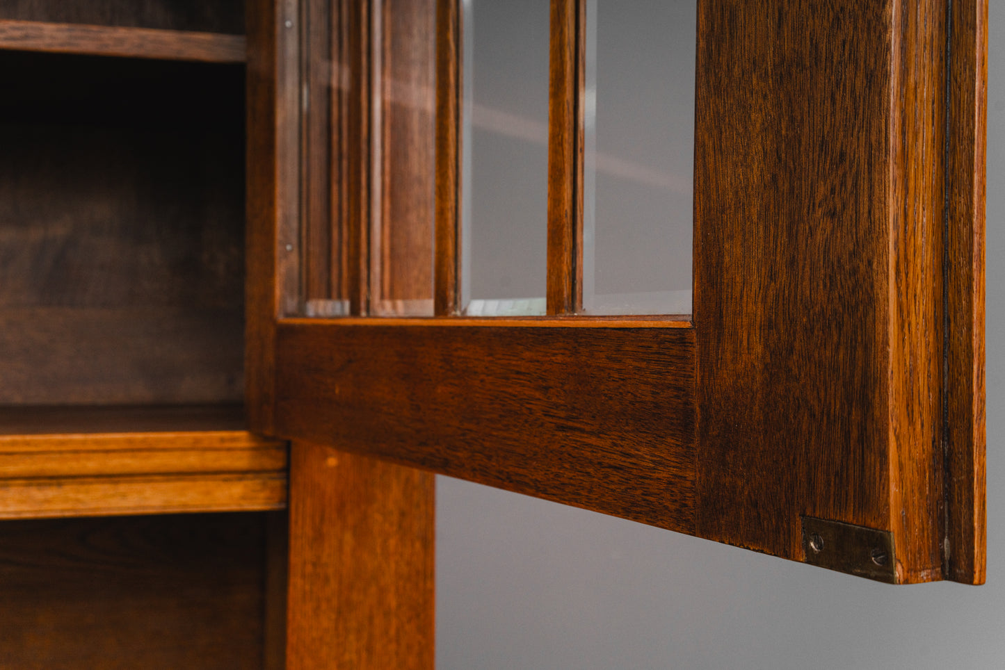 Beeindruckender Jugendstil Buffetschrank