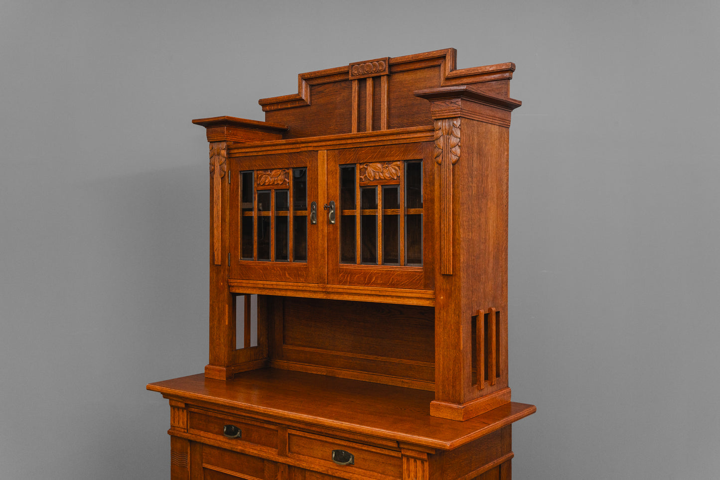 Beeindruckender Jugendstil Buffetschrank