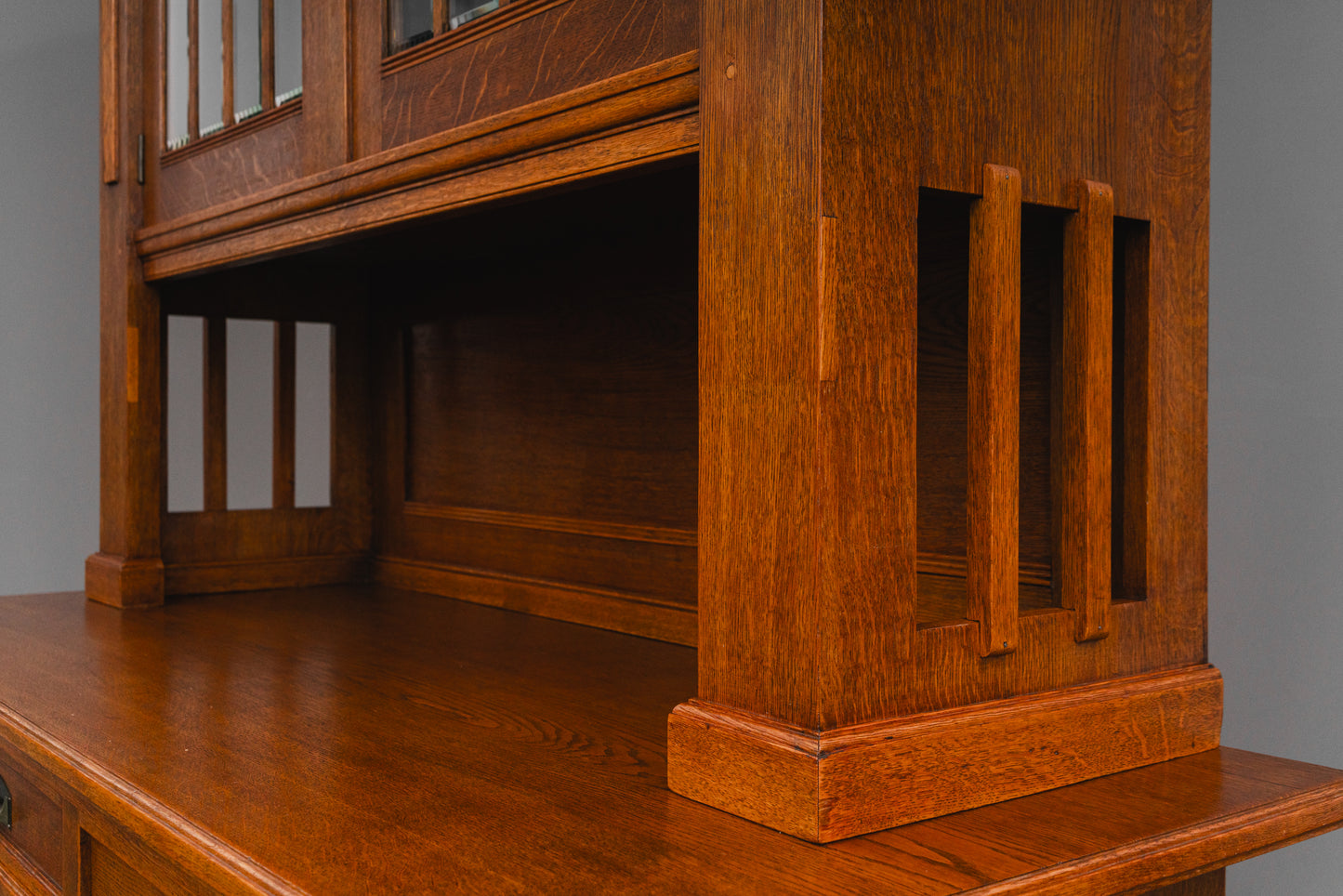 Beeindruckender Jugendstil Buffetschrank