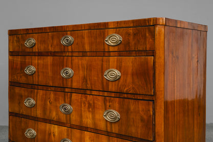 Biedermeier Kommode in Nussbaum - erste Hälfte des 19.Jahrhunderts