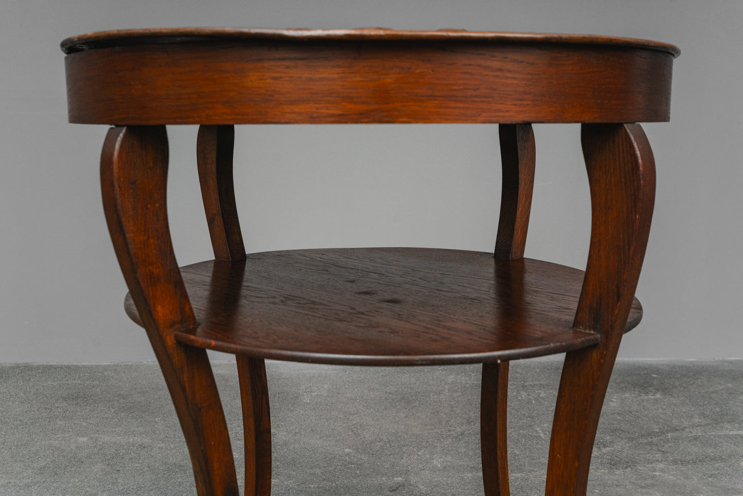 Jugendstil Beistelltisch aus Eiche - Anfang des 20.Jahrhunderts