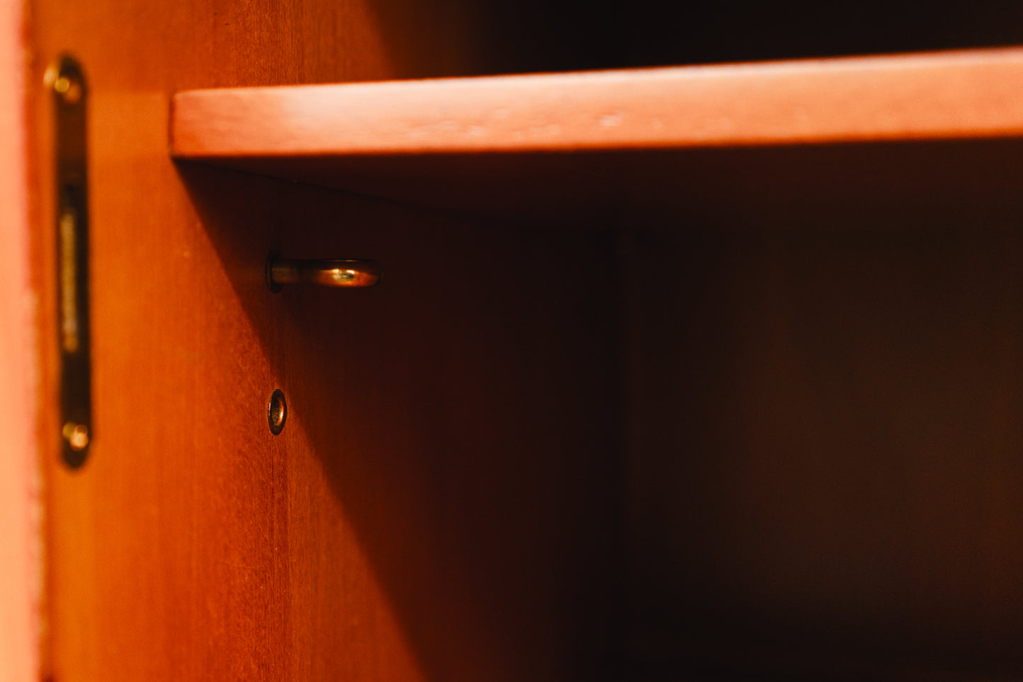 Schreibtisch im Antik Stil in Kirsche - Ende des 20.Jahrhunderts