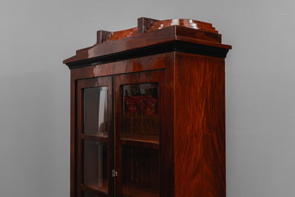 Biedermeier Stil Bücherschrank in Mahagoni - erste Hälfte des 20.Jahrhunderts