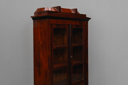 Biedermeier Stil Bücherschrank in Mahagoni - erste Hälfte des 20.Jahrhunderts