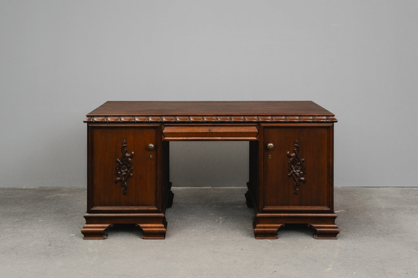 Jugendstil Schreibtisch in Eiche - Anfang des 20.Jahrhunderts