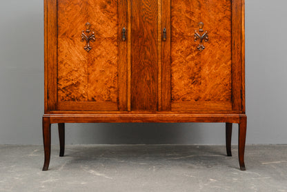 Jugendstil Schrank in Eiche - erste Hälfte des 20.Jahrhunderts