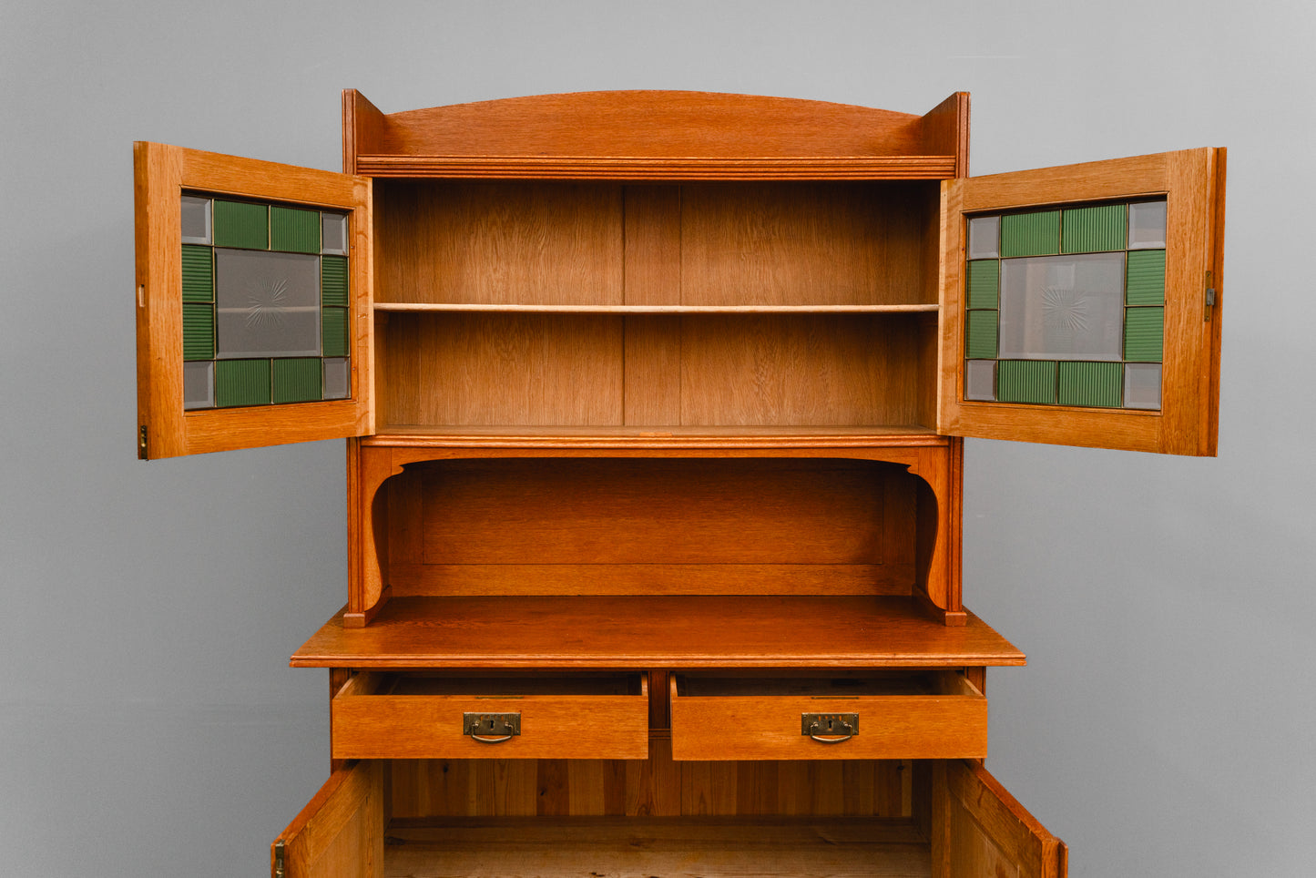 Jugendstil Buffet in Eiche - Anfang des 20.Jahrhunderts