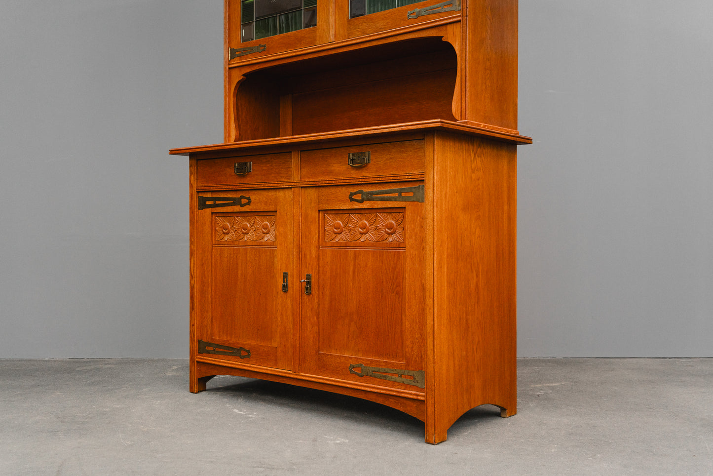 Jugendstil Buffet in Eiche - Anfang des 20.Jahrhunderts
