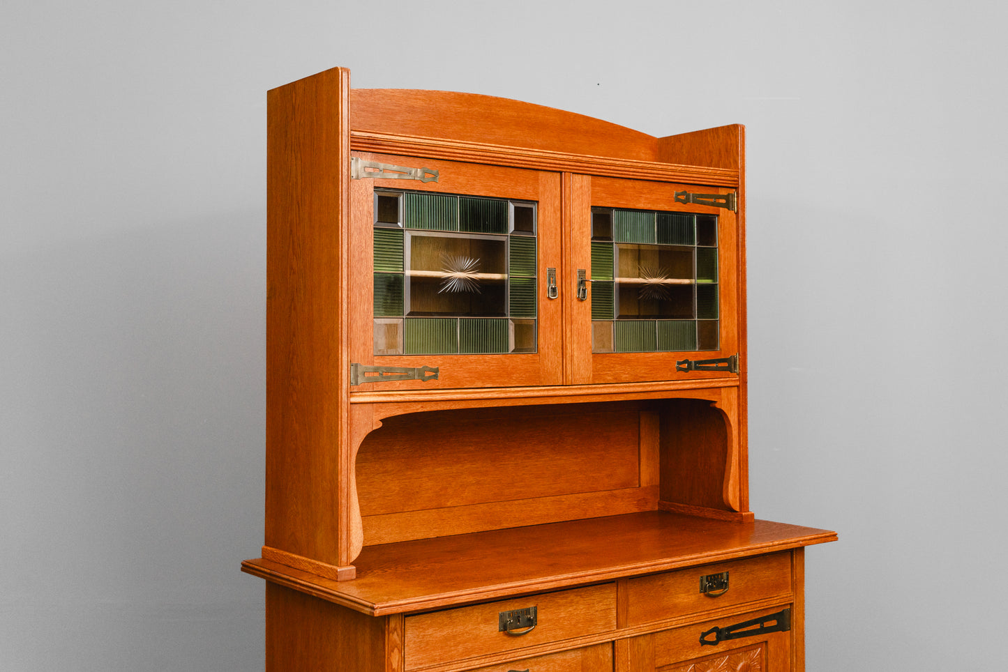 Jugendstil Buffet in Eiche - Anfang des 20.Jahrhunderts