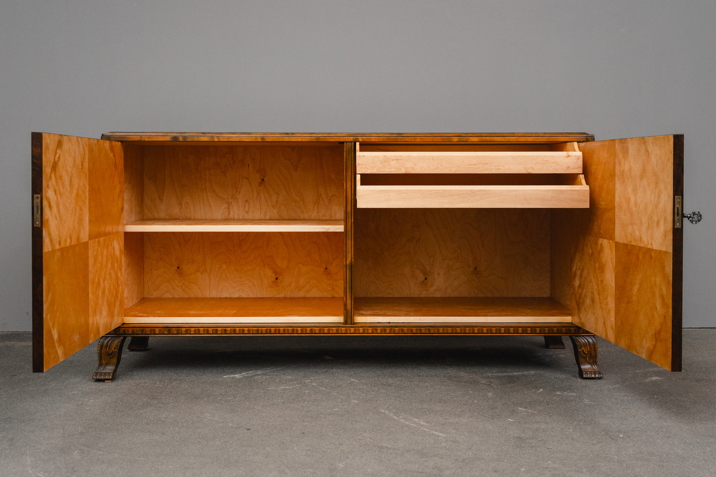 Art Déco Sideboard in Birke - erste Hälfte des 20.Jahrhunderts